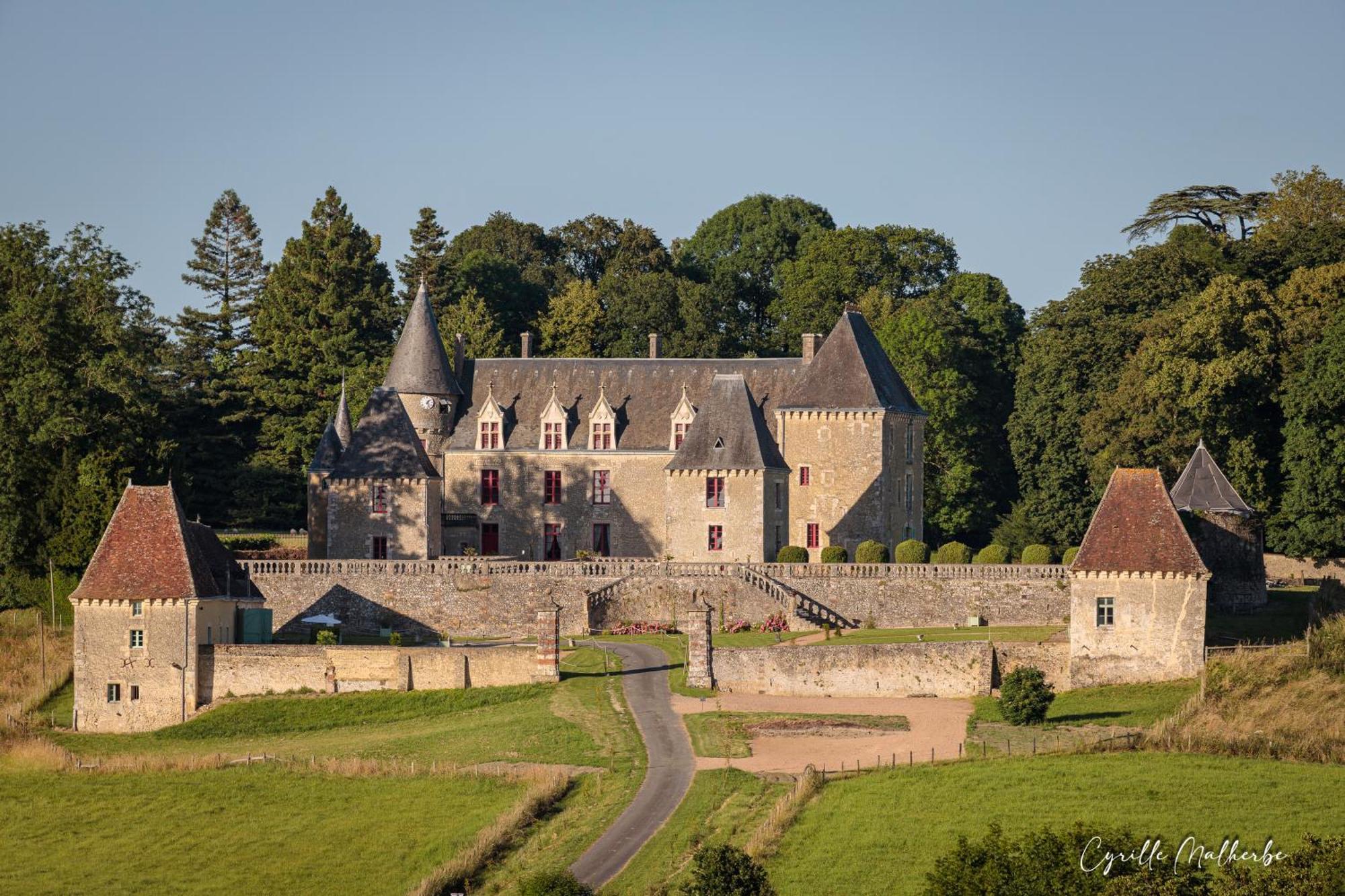 Отель Chateau Des Feugerets Белем Экстерьер фото